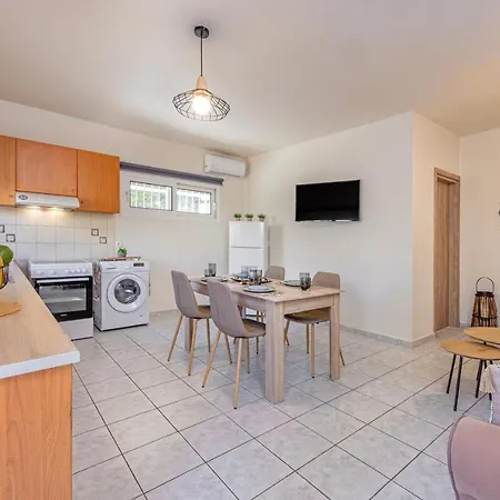 Panormos Luxury House Apartment