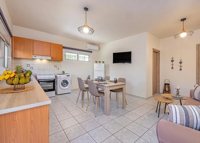 Panormos Luxury House דירה